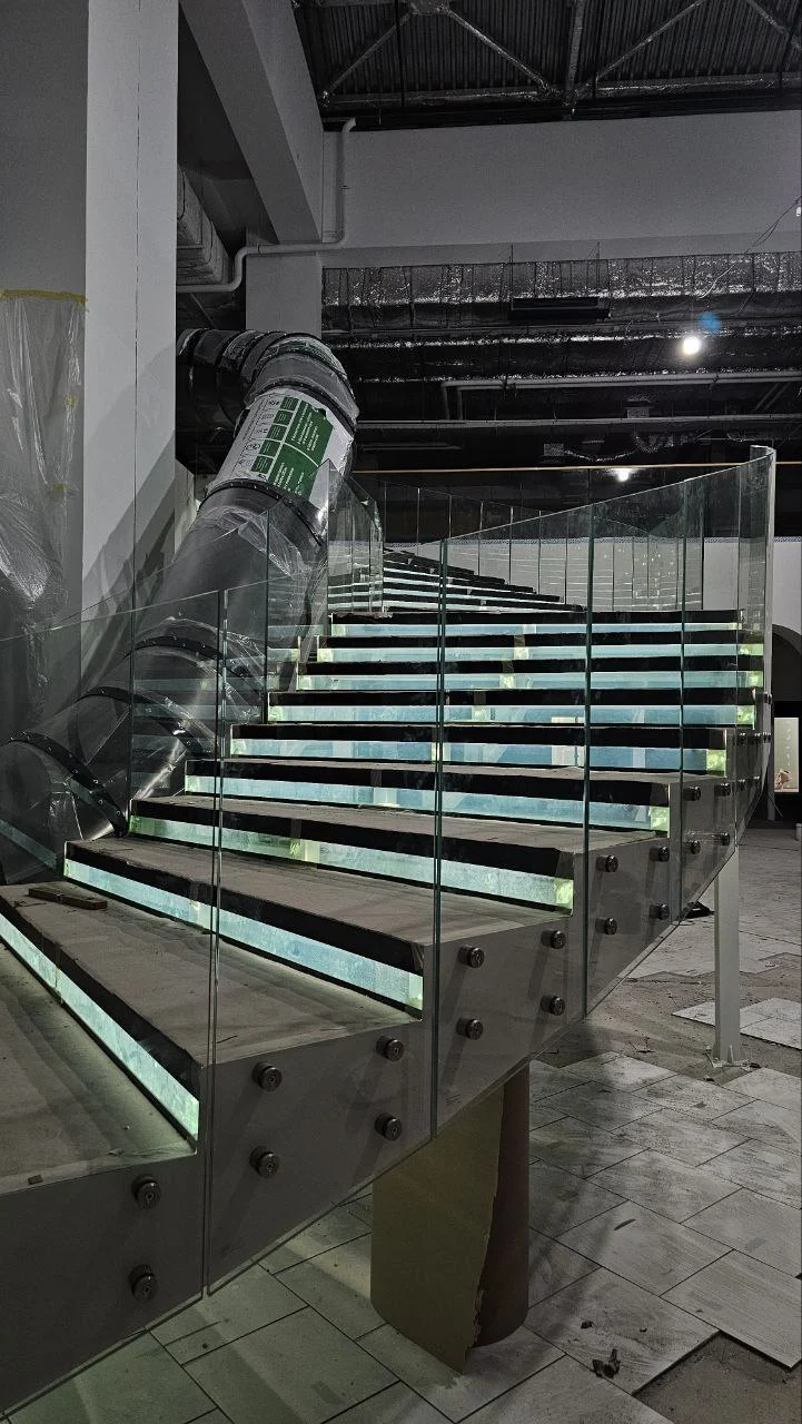 Лестницы из металла и стекла, изготовление на заказ в Минске и области — фото готовых проектов от ООО ТриАТехнолоджи