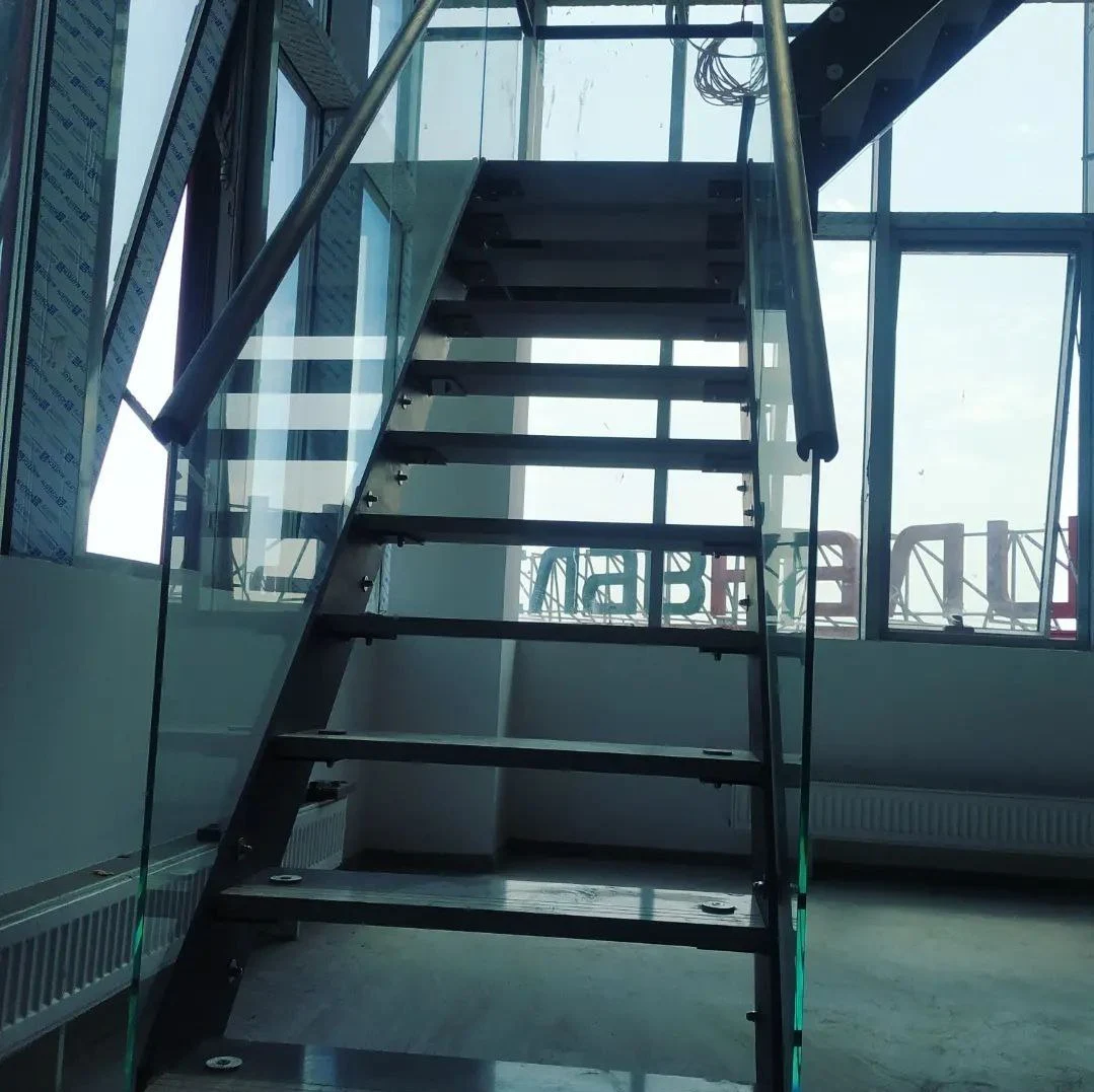 Лестницы из металла и стекла, изготовление на заказ в Минске и области — фото готовых проектов от ООО ТриАТехнолоджи