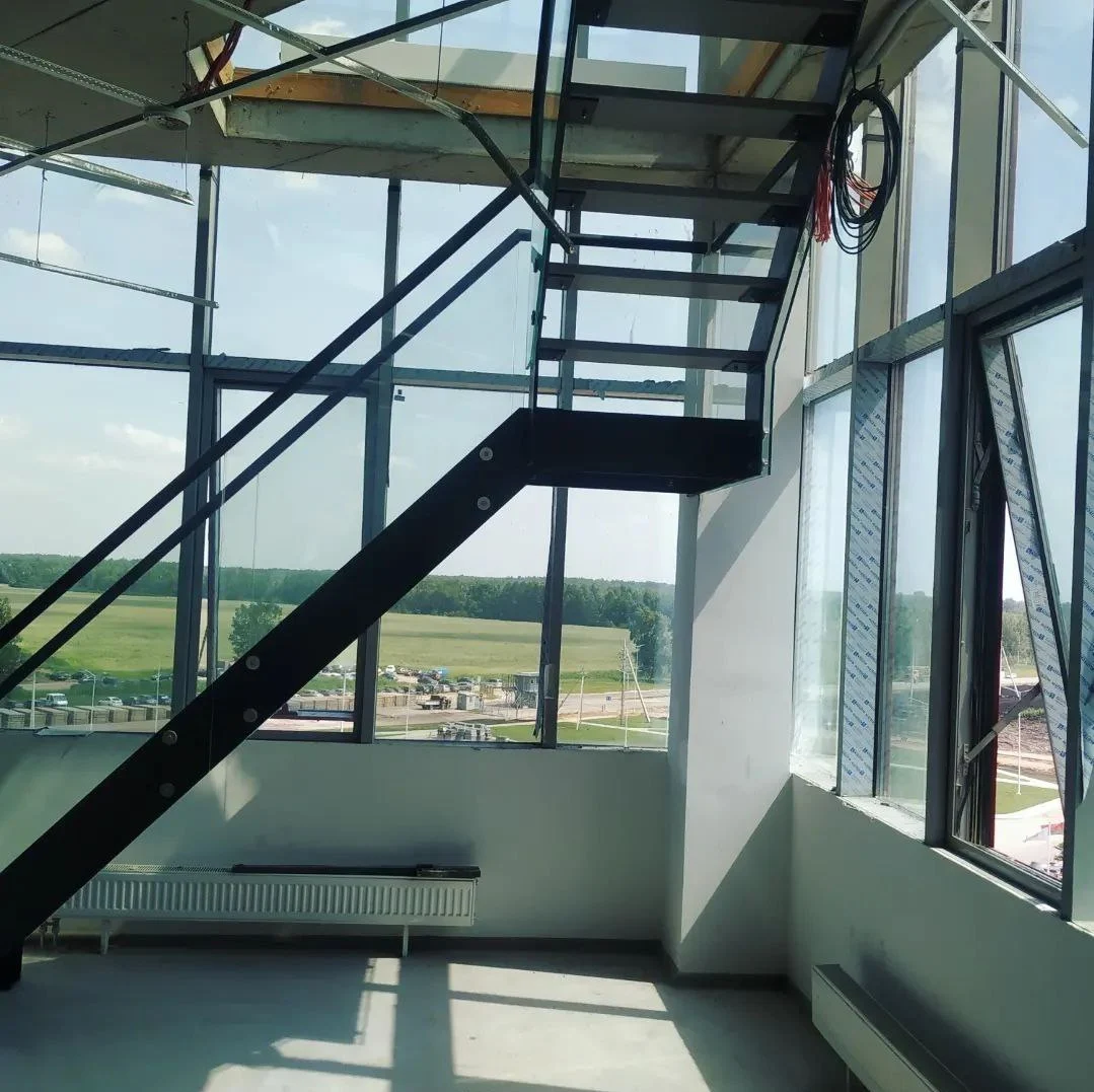 Лестницы из металла и стекла, изготовление на заказ в Минске и области — фото готовых проектов от ООО ТриАТехнолоджи