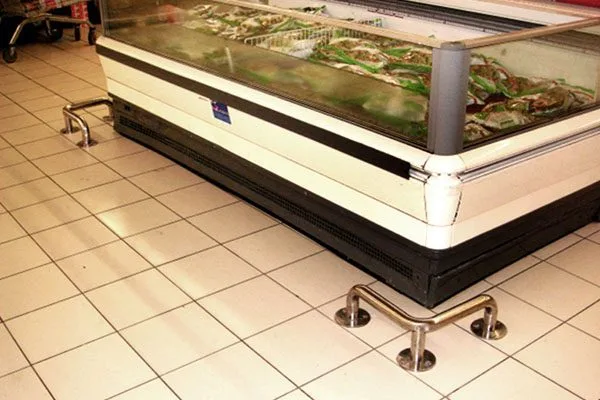 Металлические отбойники и ограничители для парковок и складов — изготовление и монтаж в Минске